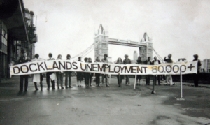 manifestation contre la fermeture des Royal Docks